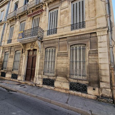 Nimes: Appartement L'Auguste Centre-Ville. Exterior foto
